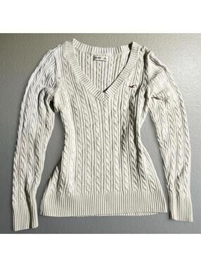 White Hollister Y2K Knit Long Sleeve Sweater